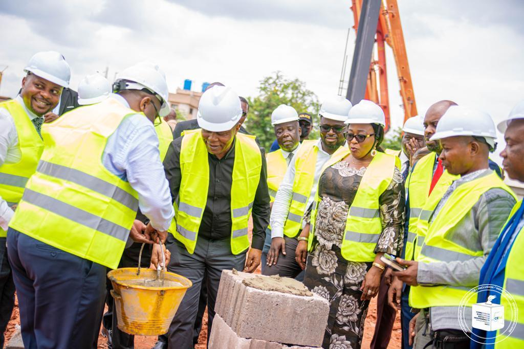 CENI: Denis Kadima lance les travaux de construction d'un nouvel entrepôt de la centrale électorale à Kinshasa
